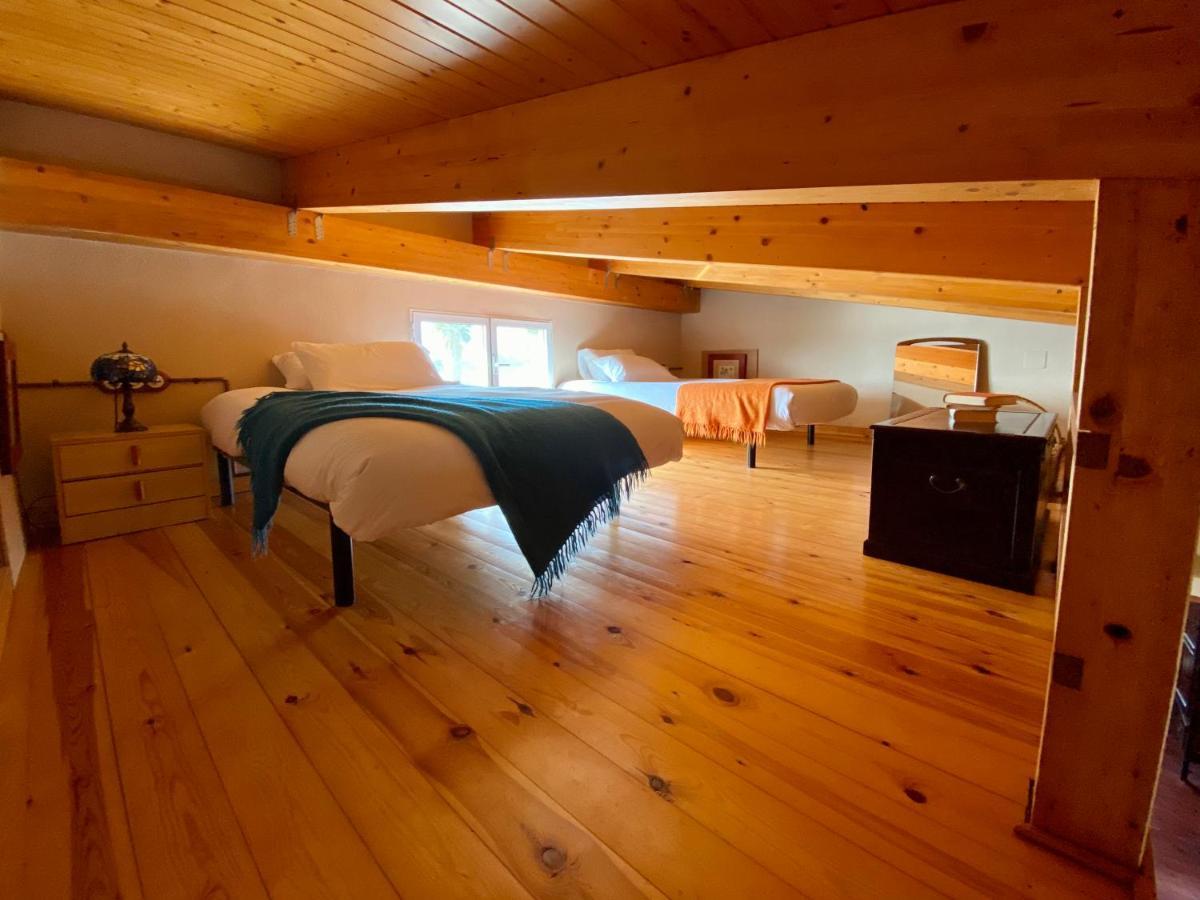 La Casa Del Riu Vell Villa Sant Jaume d'Enveja Bagian luar foto